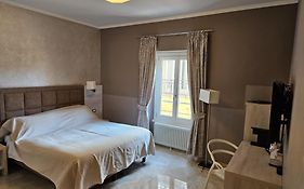 Prima Fila Due Pemium Guest House